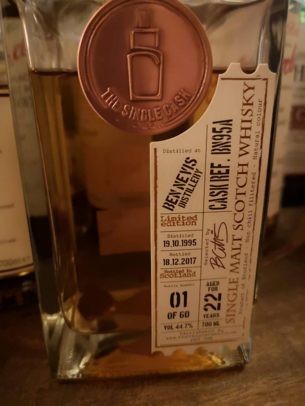 ベンネヴィス 1995-2017 22年 ザ・シングルカスク 44.7% | Whisky Diary