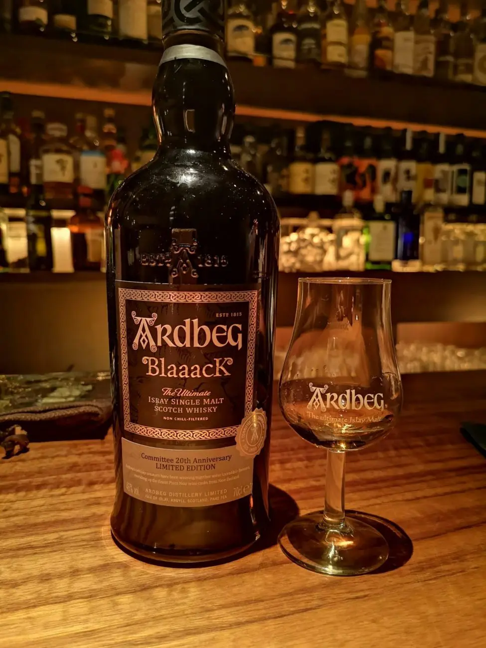 アードベッグ Blaaack ブラック 46% | Whisky Diary